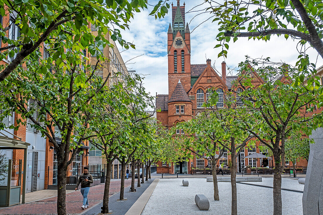 Oozells Square, in background Ikon gallery, Birmingham, England