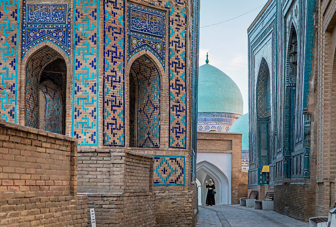 Shad-i-Mulk Aqa mausoleum, Amirzadeh mausoleum and Shirin Biqa Aqa mausoleum, Shah-i-Zinda complex, Samarkand, Uzbekistan