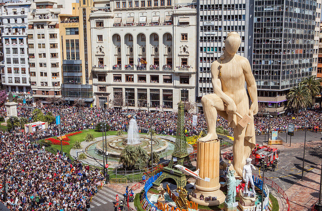 5 minutes before `Mascleta´, in Plaza del Ayuntamiento,Fallas festival,Valencia,Spain