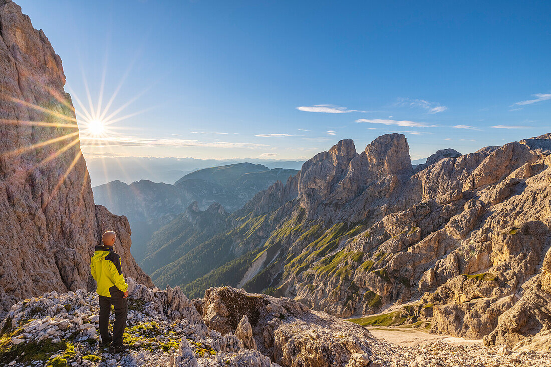 Sunset at Vajolet Towers during summer, Gruppo del Catinaccio, Dolomiti di Gardena, Bolzano, Tires, Trentino Alto Adige, Italy, Southern Europe