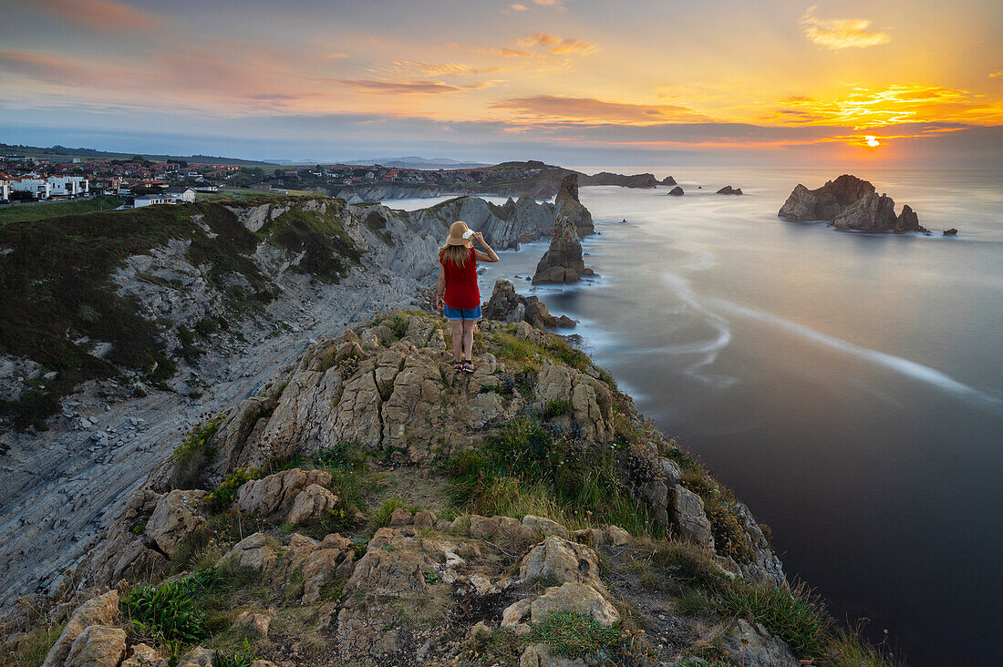 Sunset at Playa de Portio, Boo de Pielagos, Cantabria, Spain, Iberian Peninsula, Western Europe