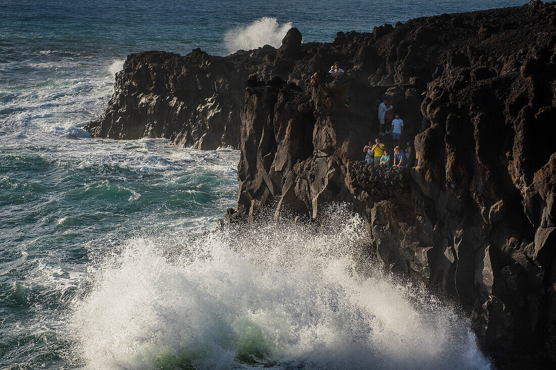 Brechende Welle, Los Hervideros, Lanzarote, Spanien