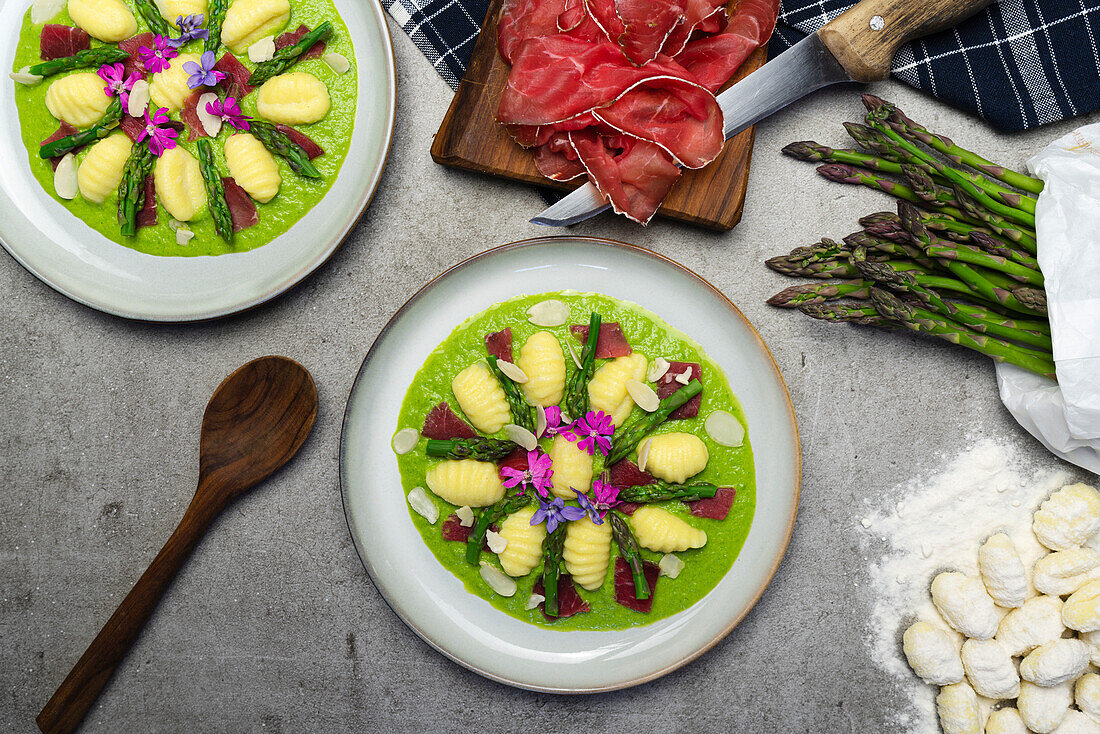 Italian gnocchi with asparagus sauce and bresaola