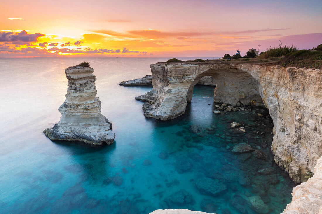 Torre Sant Andrea in der Nähe von Melendugno, Bezirk Lecce, Apulien, Italien