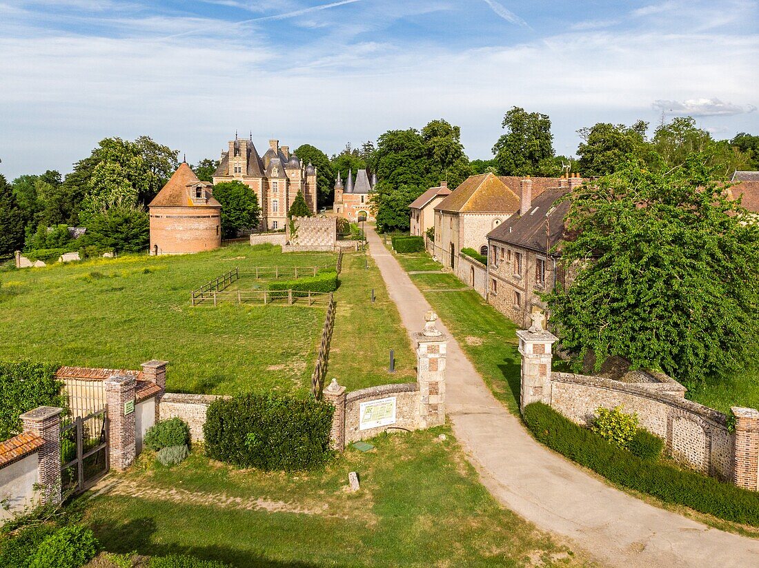 Das denkmalgeschützte Château de Chambray aus dem 16. Jahrhundert beherbergt die Landwirtschaftsschule, Mesnil-sur-iton, Eure, Normandie, Frankreich