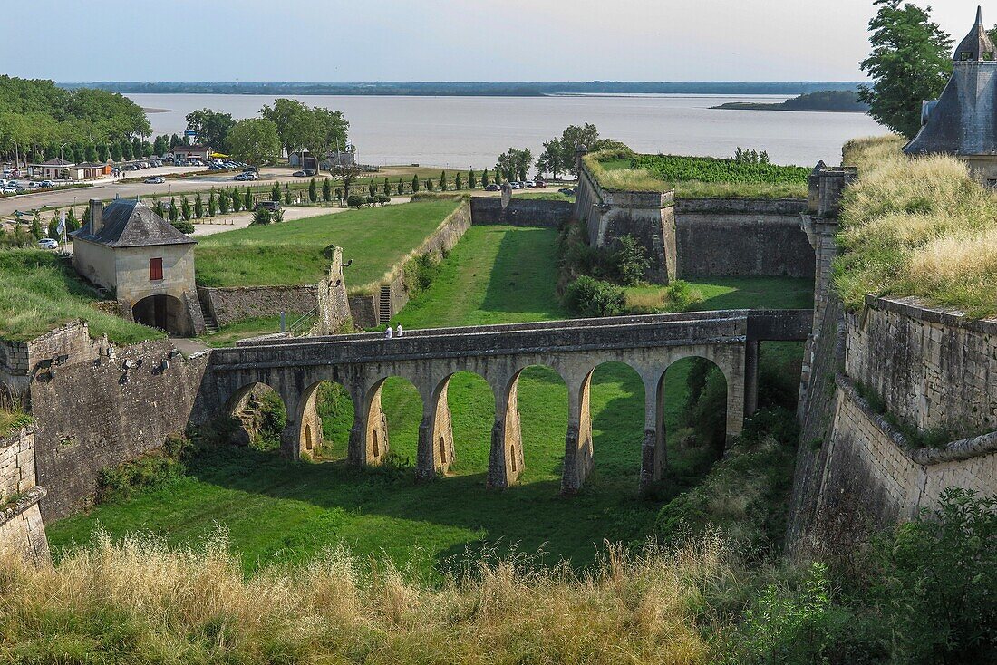 Entry by way of the dauphine gate, citadel of blaye, fortifications built by vauban, gironde, france