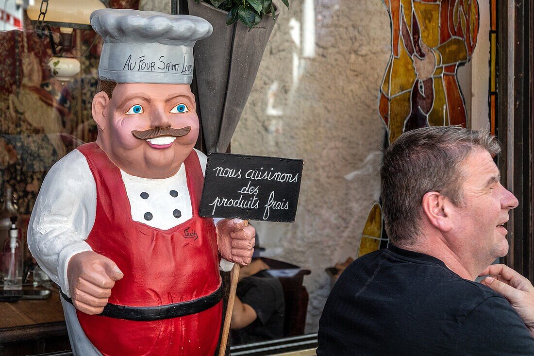 Restaurant au four saint-louis, eine Küche mit frischen Produkten, carcassonne, aude, occitanie, frankreich