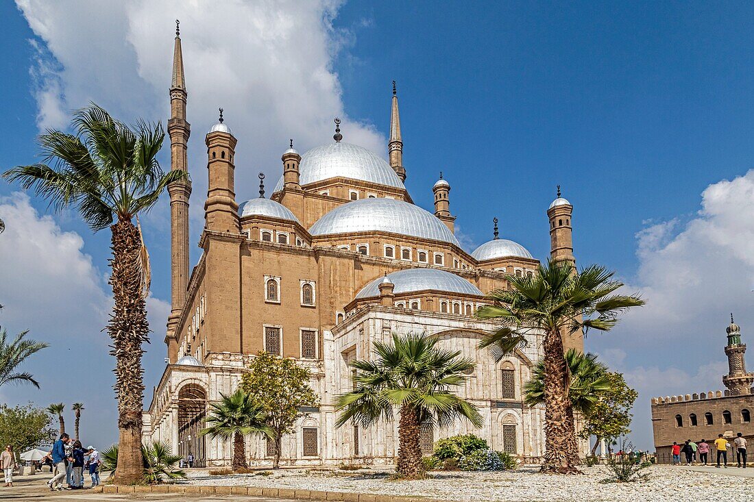 Minarette und Kuppeln der Alabastermoschee von Mohammed Ali, 19. Jahrhundert im türkischen Stil, Saladin-Zitadelle, Salah el Din, Kairo, Ägypten, Afrika