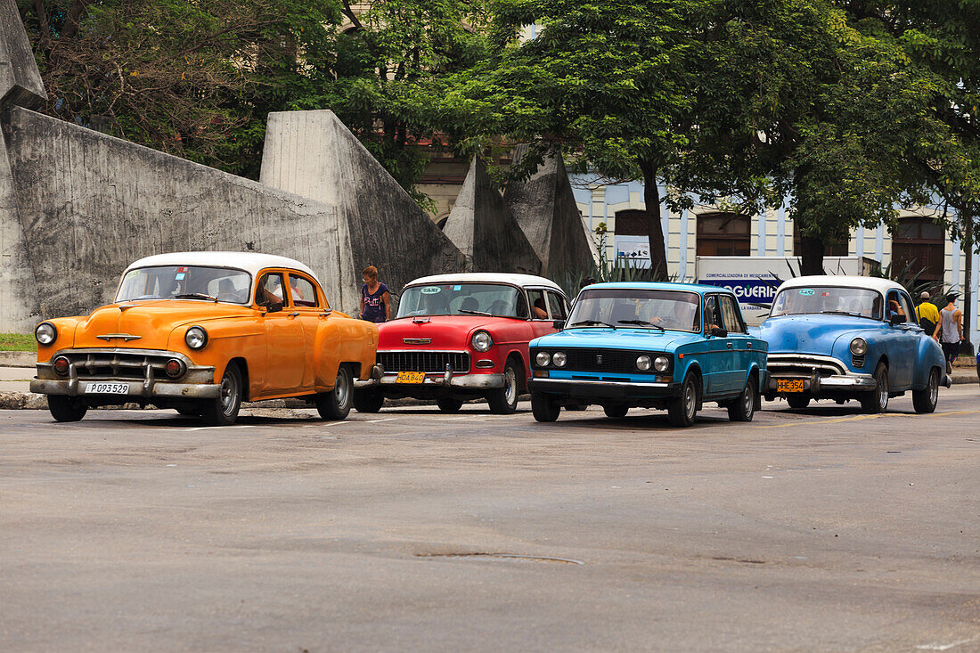 Alte Autos in Kuba, Mittelamerika, Karibikinsel. Havanna Stadt.