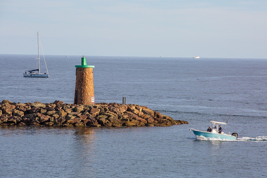 Port of mandelieu la napoule