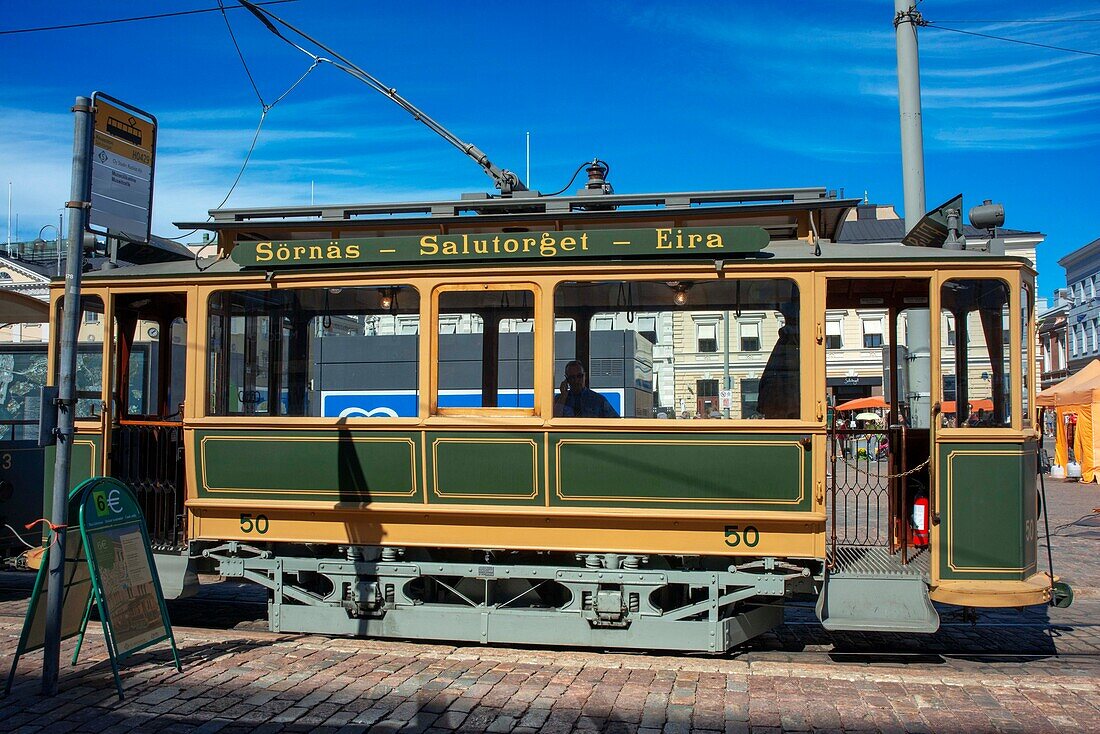 Altmodische historische Straßenbahn, Kauppatori, Hauptmarkt, Helsinki, Finnland, Europa