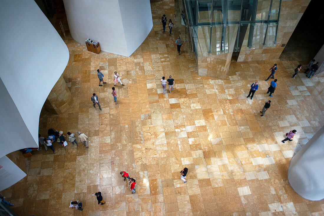 Im Inneren des Guggenheim-Museums, Bilbao, Euskadi, Baskenland, Spanien.