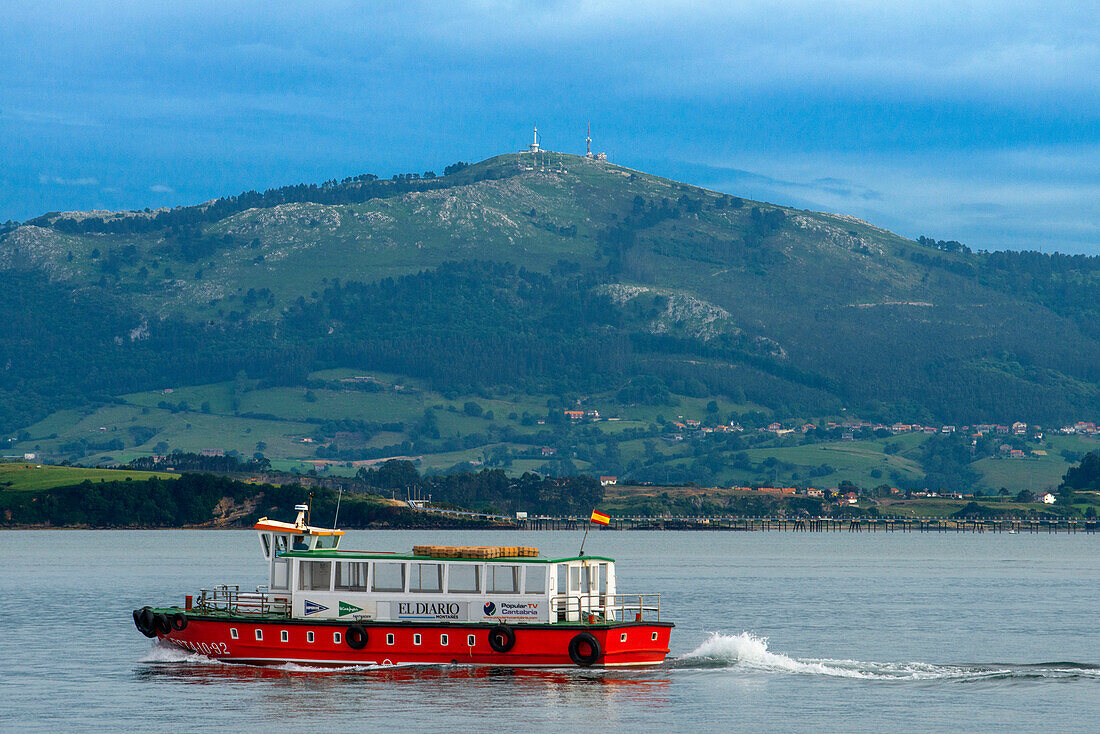 Ferry, boat landing stage, waterfront, Santander, Cantabria, Spain, Europe