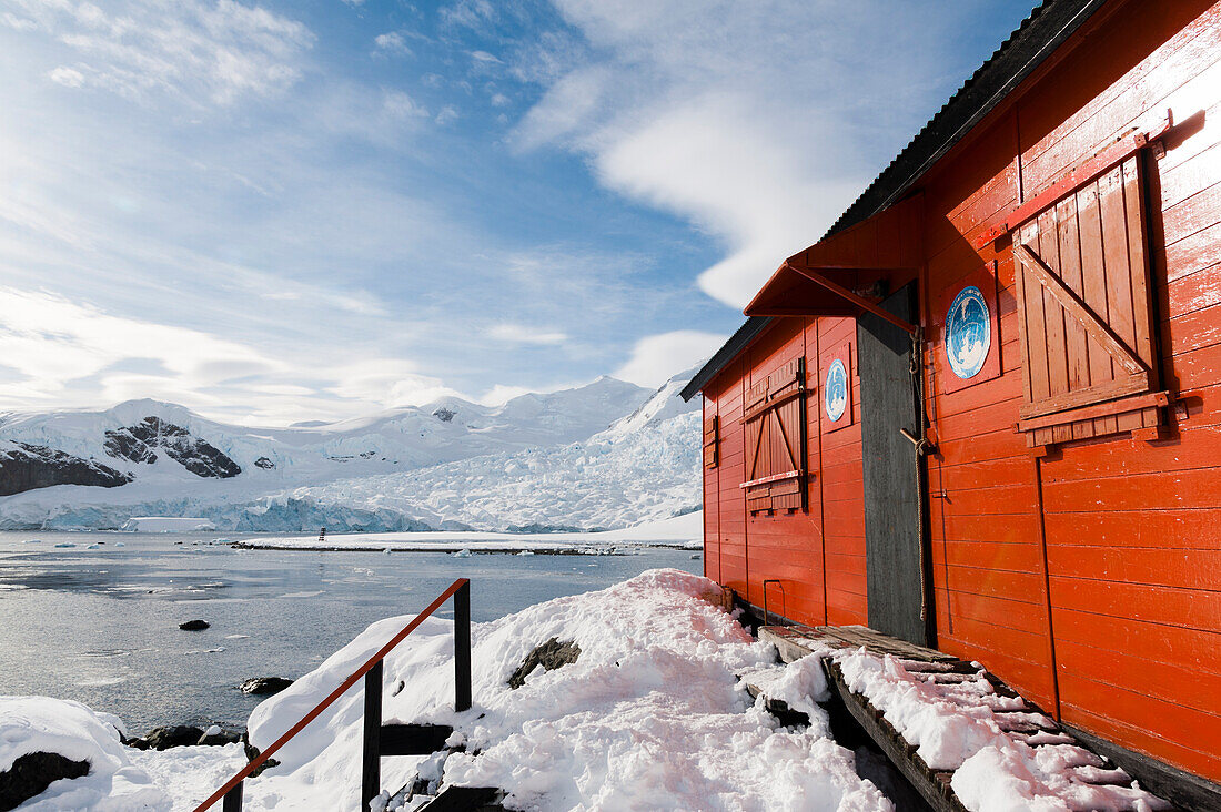 Almirante Brown argentinische Station, Paradise Bay, Antarktis.