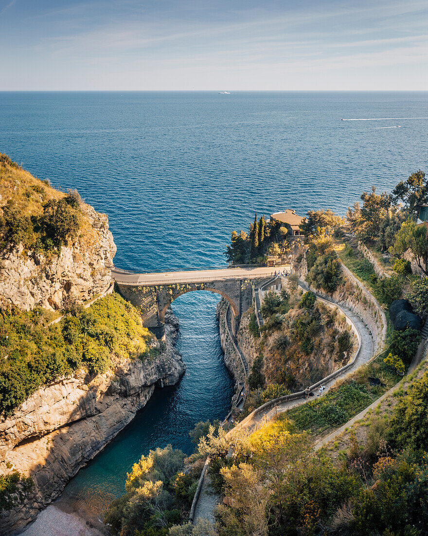 Fiordo di Furore, Amalfiküste, Kampanien, Italien.