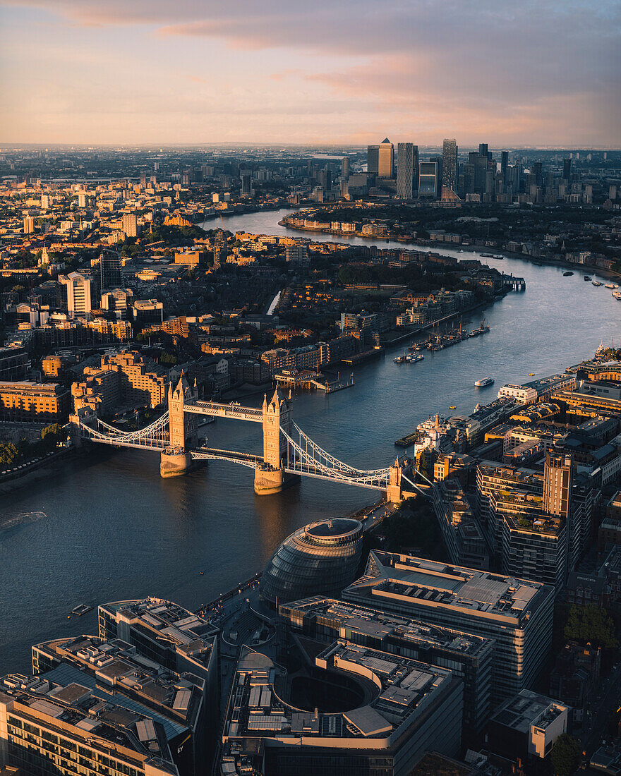 High view of the city of London with Tower bridge and Thames river. London, United Kingdom