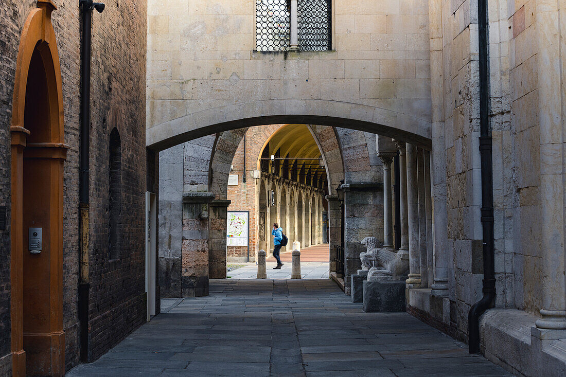 Typical arcades near Modena Dome. Modena, Emilia Romagna, Italy