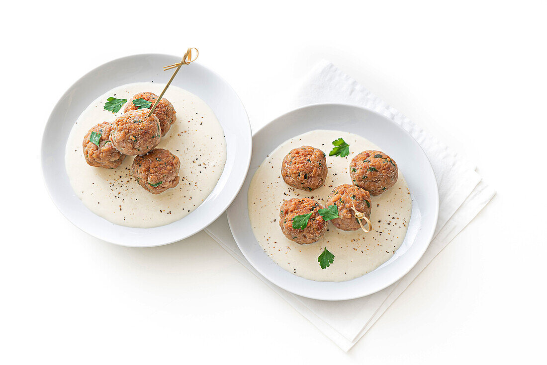 Meatballs with cheese sauce
