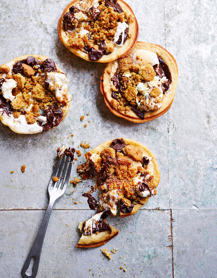 S'mores tarts