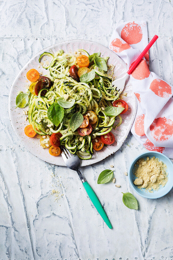 Zucchini noodles with cashew pesto