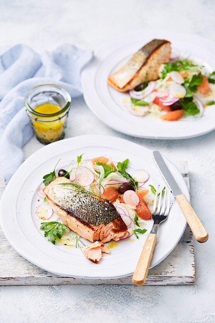Salmon with fennel