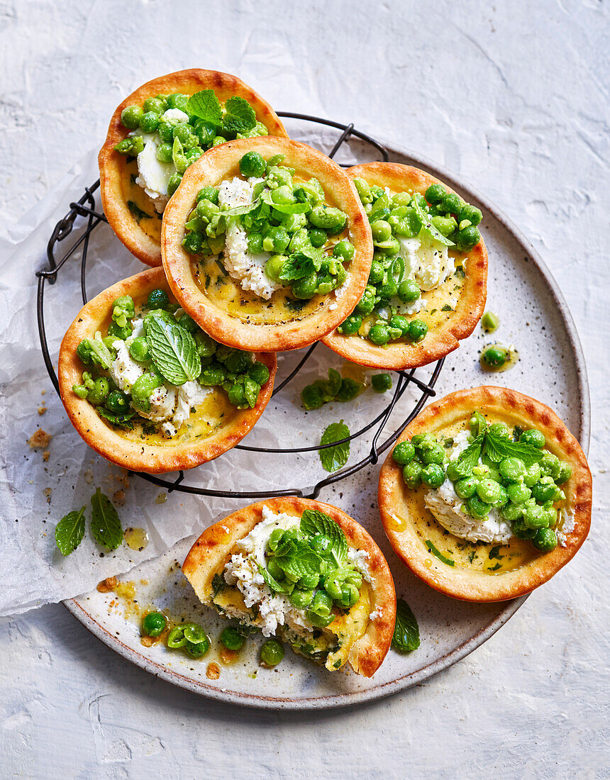 Ricotta-Erbsen-Quiches mit Minze