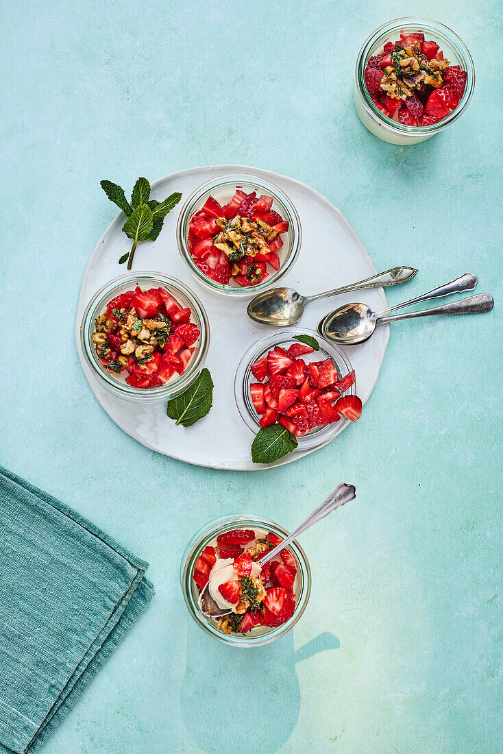 Panna cotta with mint pesto and strawberries