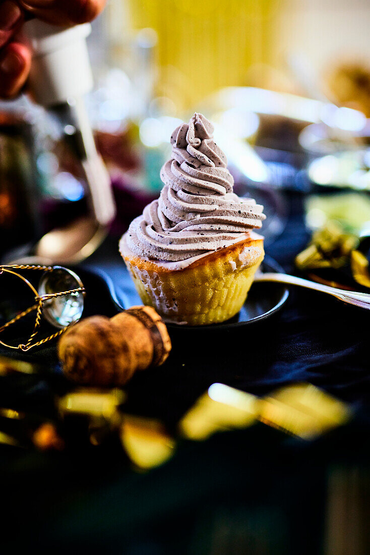 Cupcakes mit Blaubeer-Frosting