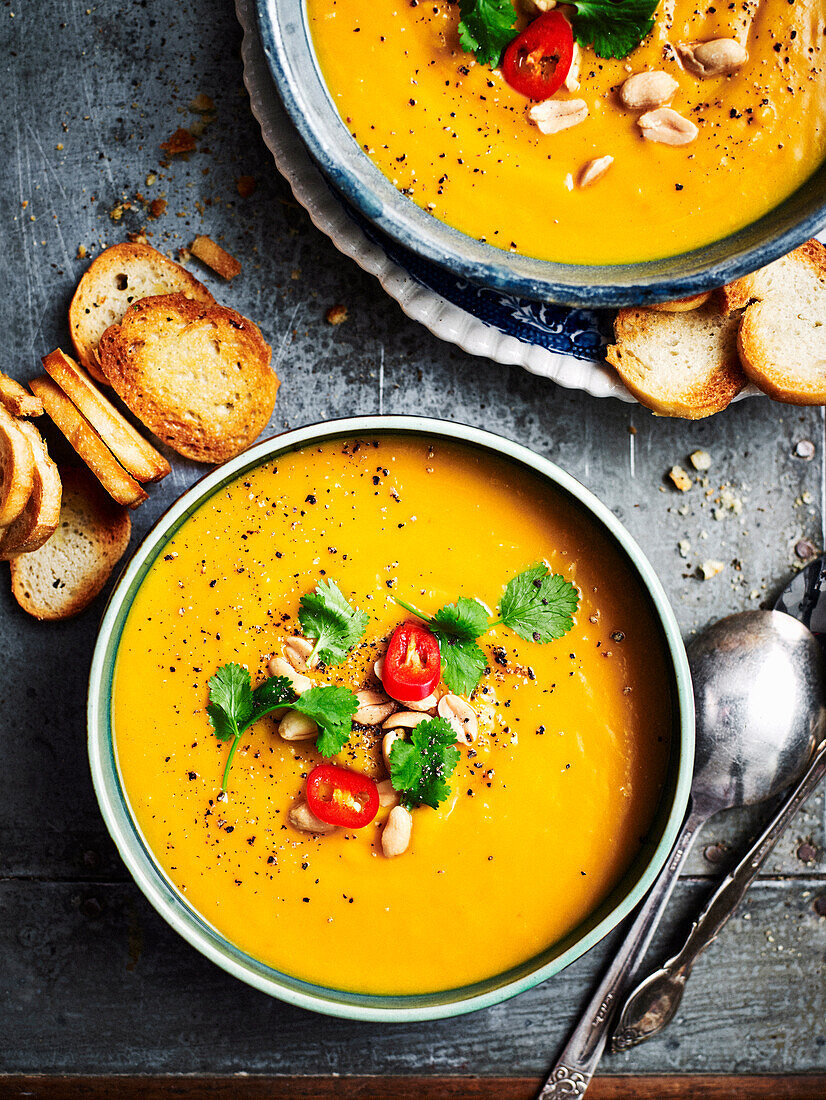 Coconut pumpkin soup