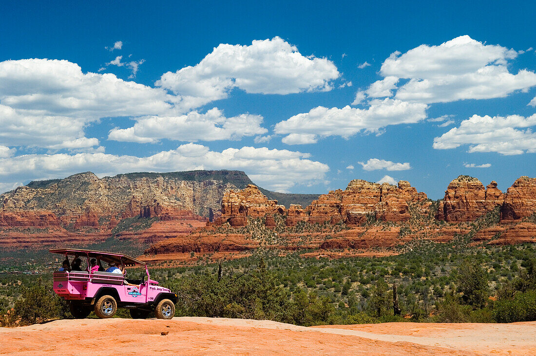 Pink Jeep Tour on Broken Arrow Trail, Coconino National Forest, Sedona, Arizona..#06050306