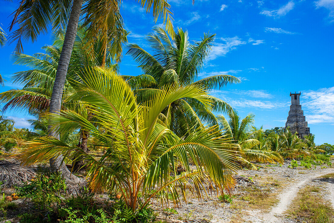 Fakarava lighthouse, Tuamotus Archipelago French Polynesia, Tuamotu Islands, South Pacific.