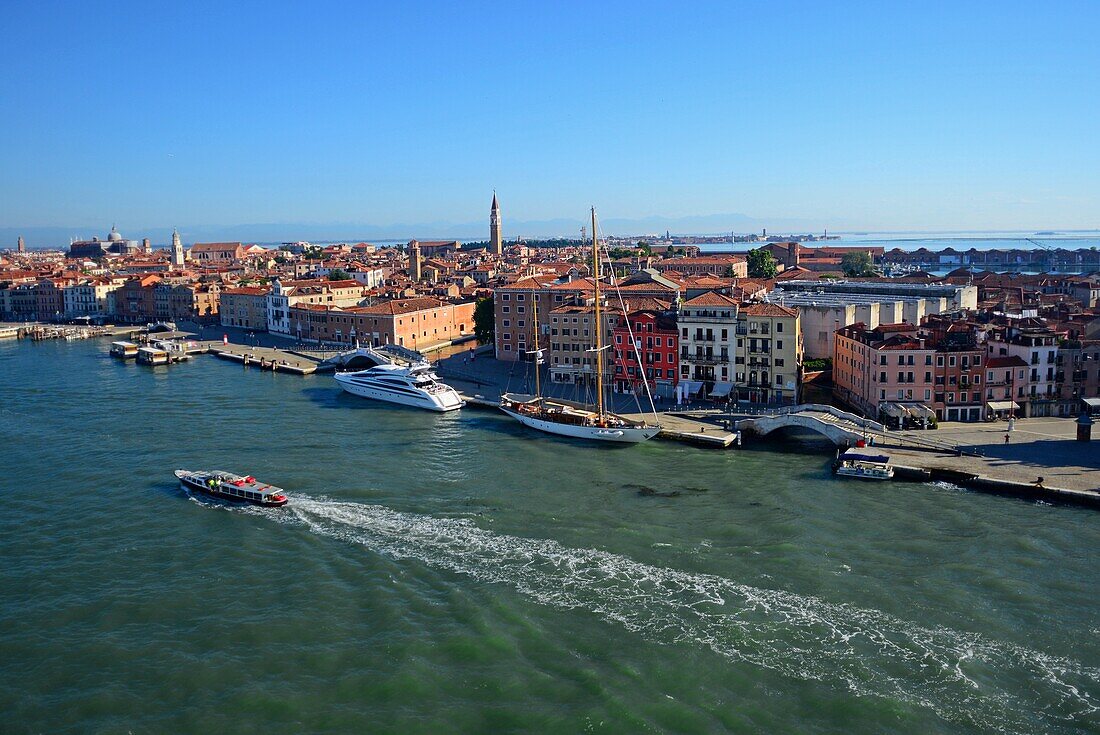 Stadtbild von Venedig vom Canale di San Marco aus