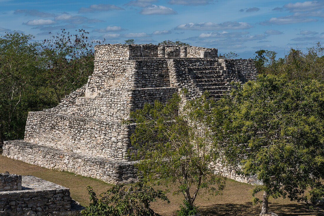 A ceremonial pyramid in the ruins of the Post-Classic Mayan city of Mayapan, Yucatan, Mexico.