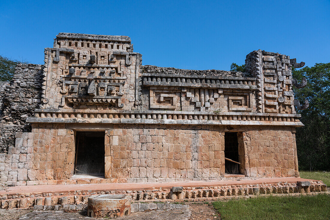 The palace in Group 1 in the ruins of the pre-Hispanic Mayan city of Xlapac, Yucatan, Mexico.
