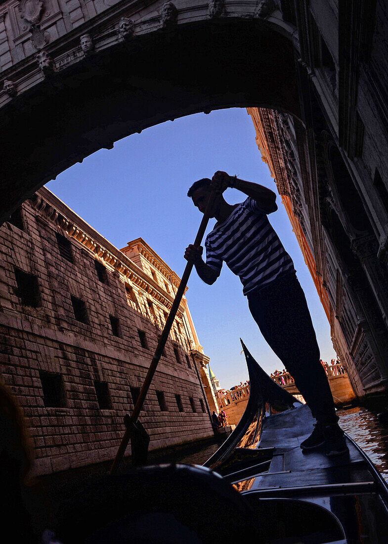 Gondelfahrt in Venedig, Italien