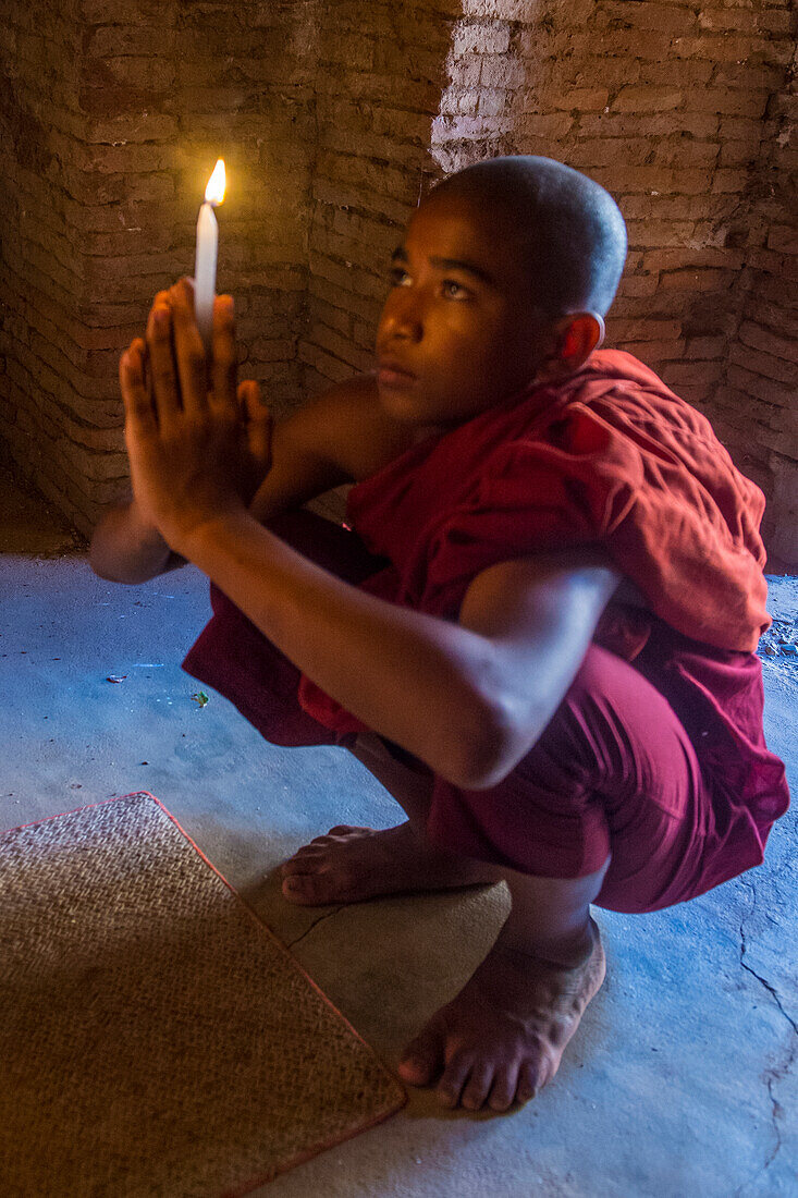 Novizenmönch in Bagan, Myanmar