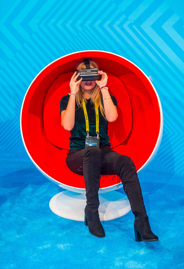 Virtual-Reality-Vorführung am Vivitar-Stand auf der CES in Las Vegas. Die CES ist die weltweit führende Messe für Unterhaltungselektronik.