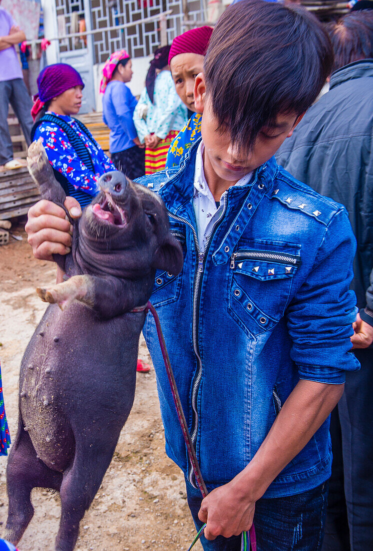 Der Wochenendmarkt in Dong Van Vietnam