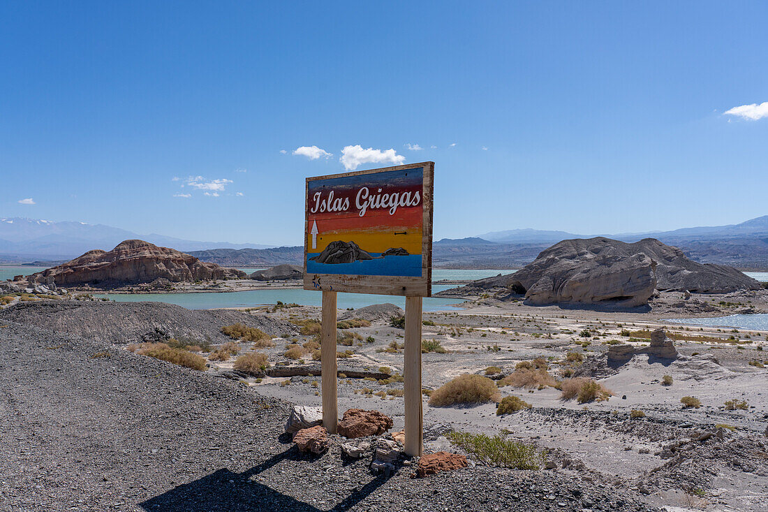 The Greek Islands in Lago Cuesta del Viento or Cuesta del Viento Lake, Rodeo, San Juan Province, Argentina.