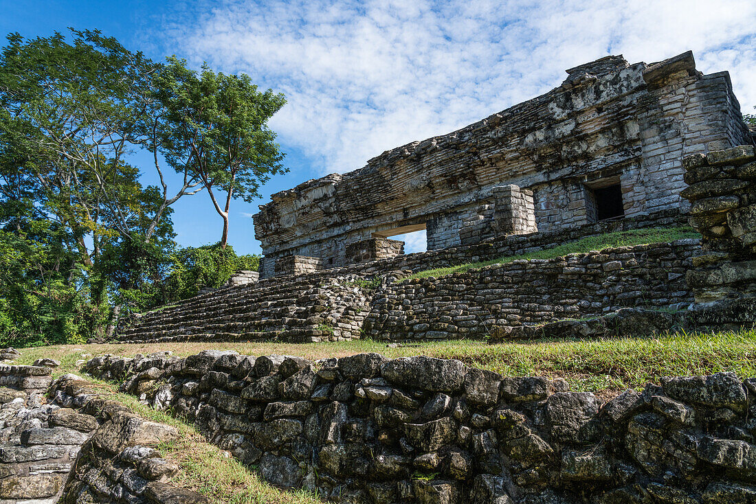 Temples of the North Group of temples in the ruins of the Mayan city of Palenque, Palenque National Park, Chiapas, Mexico. A UNESCO World Heritage Site.