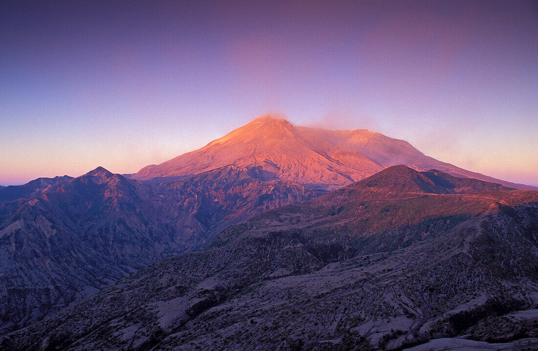 Mount Saint Helens at sunrise from Smith Creek Viewpoint; Mount St. Helens National Volcanic Monument, Washington..