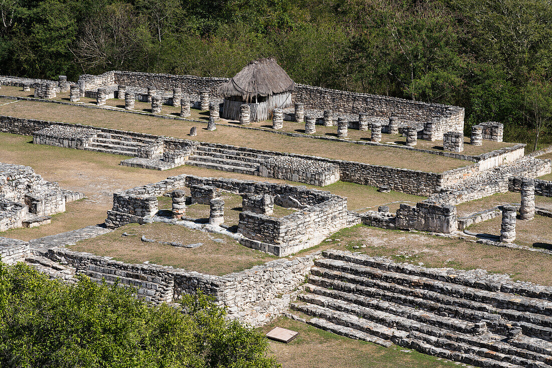 Ruinen der postklassischen Maya-Stadt Mayapan, Yucatan, Mexiko.