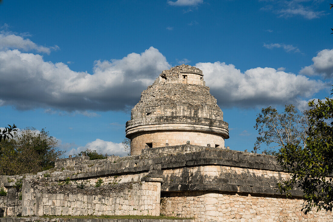 The Caracol or the Observatory in the ruins of the great Mayan city of Chichen Itza, Yucatan, Mexico. The Pre-Hispanic City of Chichen-Itza is a UNESCO World Heritage Site.