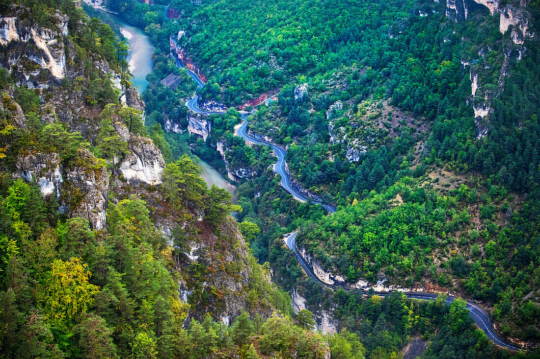 Gorges du Tarn from the Point Sublime Roc des Hourtous, La Malene, Lozere, France. UNESCO World Heritage Site. Grands Causses Regional Natural Park. Lozere. Occitanie.