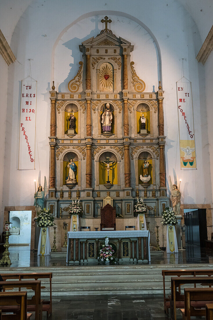 The Church of San Servasio, or Saint Servatius, was rebuilt beginning in 1706 to replace an earlier church built in 1545 by Franciscan friars in Valladolid, Yucatan, Mexico.