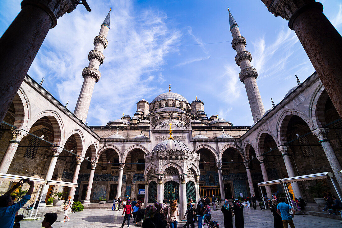 New Mosque (Yeni Mosque) courtyard, Istanbul, Turkey