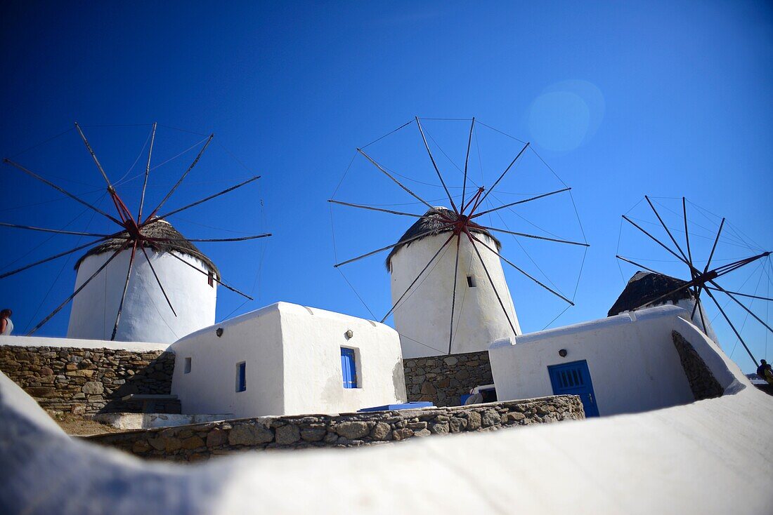 Traditionelle Windmühlen (Kato Milli) in Mykonos-Stadt, Griechenland