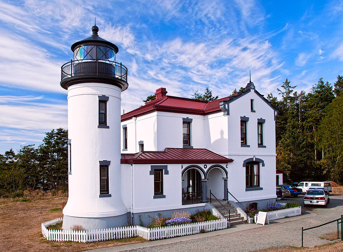 Admiralty Head-Leuchtturm im Fort Casey State Park, Whidbey Island, Washington.