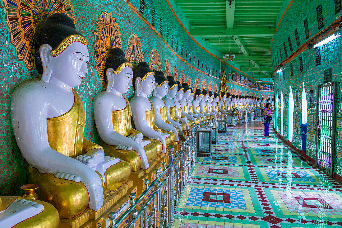 Umin Thounzeh-Tempel in Myanmar