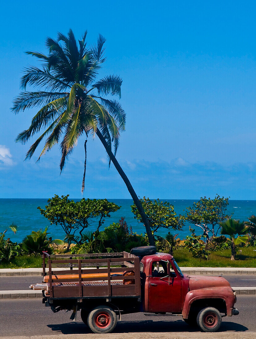 Local truck in Cartagena de indias , Colombia